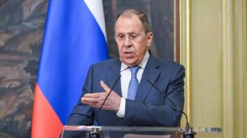 «Письмо» Зеленского Путину было разослано по всему миру, вежливые люди так не поступают, — Лавров