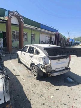 Семь человек пострадали при ударе ВСУ по Центральному рынку в Сватово в ЛНР, сообщил глава республики Леонид Пасечник