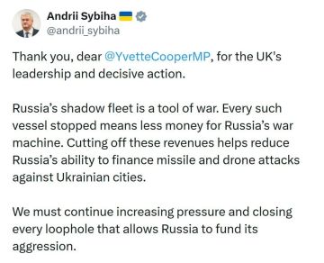 Глава укро-дипломатии уже прибежал на поклон британскому барину