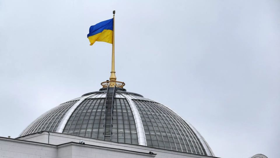 Украина снова клянчит деньги