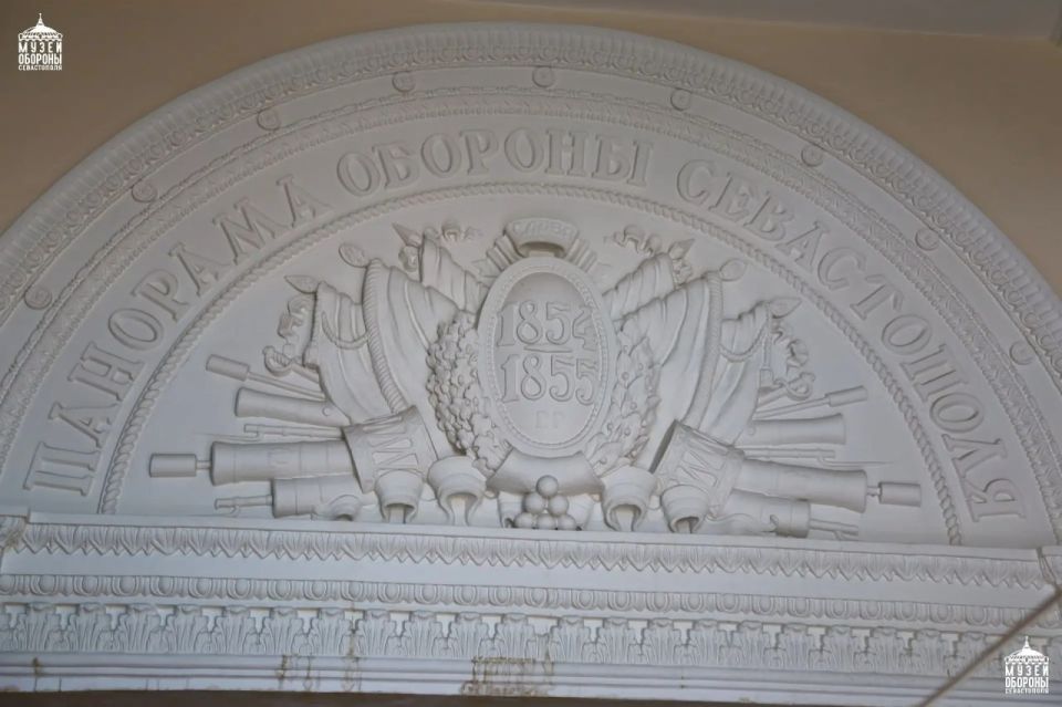Пожар после удара ВСУ уничтожил более 90% панорамы обороны Севастополя Пожар после удара ВСУ уничтожил более 90% панорамы обороны Севастополя