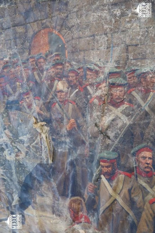 Пожар после удара ВСУ уничтожил более 90% панорамы обороны Севастополя Пожар после удара ВСУ уничтожил более 90% панорамы обороны Севастополя