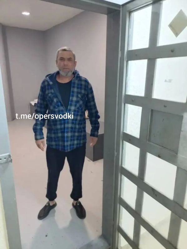 Севастопольские силовики в ходе фильтрации нелегалов выявили уроженца Узбекистана, являвшегося участником незаконного вооруженного формирования «Батальон имени Н.Челебиджихана» Севастопольские силовики в ходе фильтрации нелегалов выявили уроженца Узбекистана, являвшегося участником незаконного вооруженного формирования «Батальон имени Н.Челебиджихана»