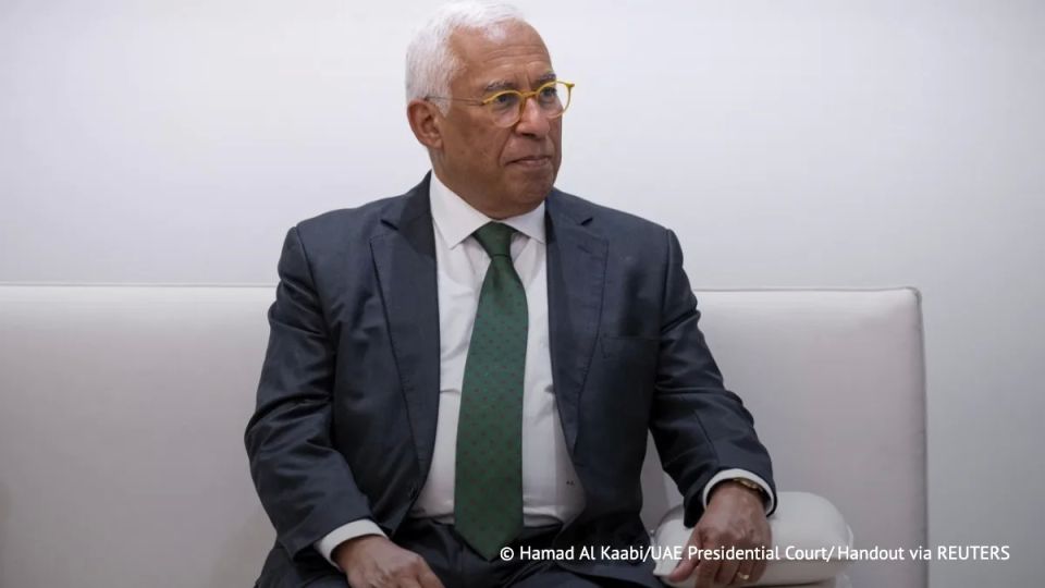 Глава Евросовета Антониу Кошта пытается наладить контакт с Россией для будущих переговоров по Украине, утверждает агентство Bloomberg