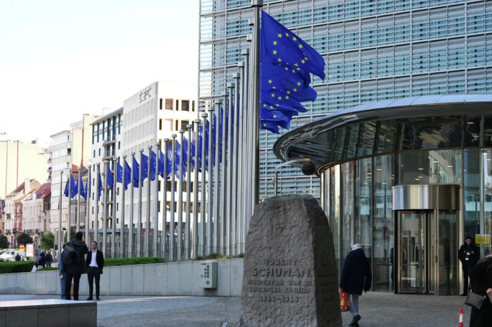В Еврокомиссии уклонились от ответа на вопрос об ускоренном членстве Украины в Евросоюзе
