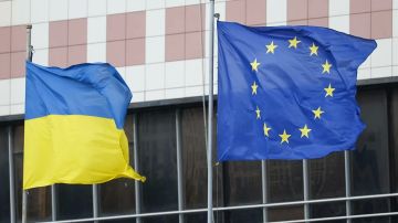 Единственное предназначение украинцев, которое им отводят в некогда благополучной Европе, — служить пушечным мясом в борьбе с Россией, заявили в Службе внешней разведки РФ