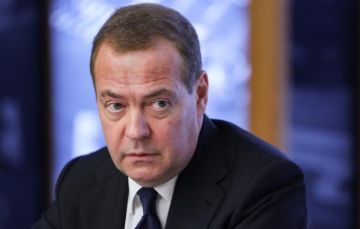 Экс-президенты Украины в истории с орденами проявили себя как нацисты
