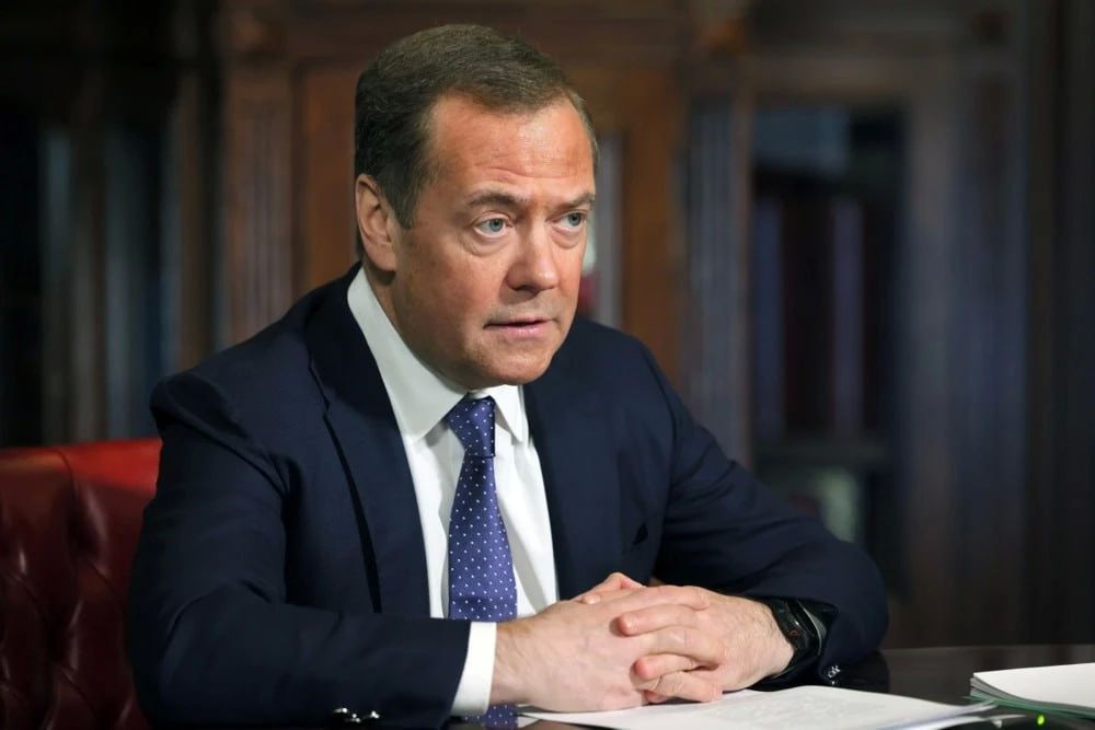 Медведев жёстко прошёлся по экс-президентам Украины: «Реальные стопроцентные нацисты»