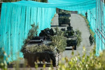 Армия Нидерландов начала проводить учения, в ходе которых активно используются антидроновые сетки и кордиоры, а также другие элементы пассивной защиты от беспилотных летательных аппаратов (БПЛА)