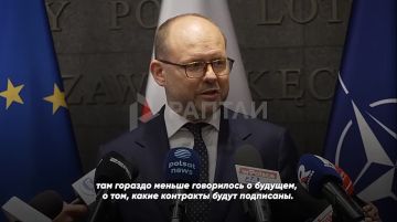 «Хотя они и называются конференциями по восстановлению Украины, это были скорее конференции по сбору денег», — глава Бюро международной политики президента Польши Марчин Пшидач прошелся по премьеру Дональду Туску и...