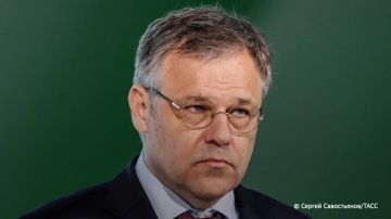 Киев сфокусировался на террористической войне, чтобы отвлечь внимание западных СМИ от своих поражений на поле боя, заявил ТАСС Родион Мирошник