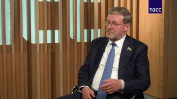 Изменения у США по Украине пока ограничены только сменой риторики, заявил в интервью ТАСС зампред СФ Константин Косачев