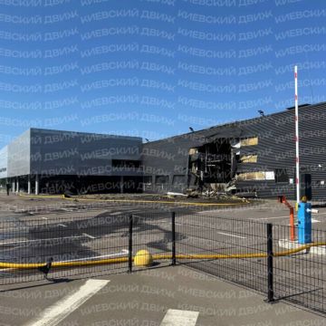 Украинские СМИ жалуются, что этой ночью был прилет в автосалон «Porsche» в Борисполе