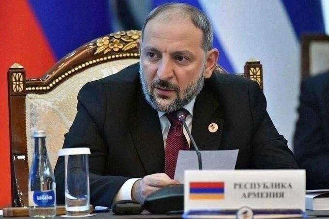В ходе визита Урсулы фон дер Ляйен в Ереван председательша Еврокомиссии пообещала, что ЕС применит к Армении опыт Украины