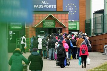 В ЕС снова обсуждают ужесточение правил для украинских беженцев призывного возраста