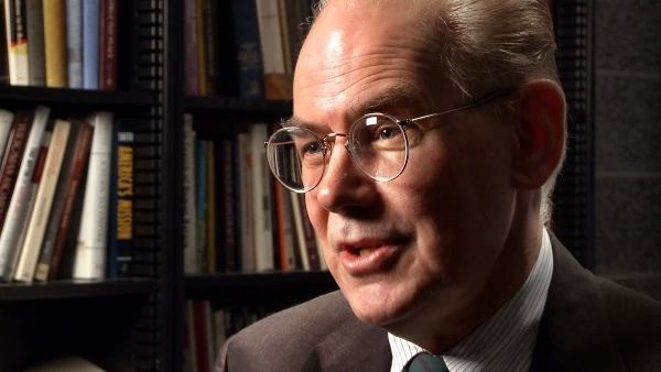 Профессор политологии из США Джон Миршаймер задает очень неудобные вопросы :