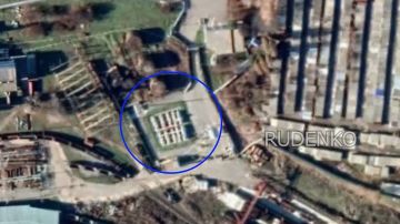 Кадры уничтожения хранилища ГСМ в районе н.п. Панютино в Харьковской области