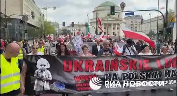 В Варшаве сегодня проходит марш памяти жертв Волынской резни