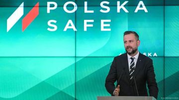 Польша рассекретит информацию о вооружении, переданном Украине с 2022 года, заявил министр обороны страны Владислав Косиняк-Камыш