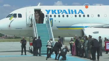 Юрий Котенок: Зеленский сегодня прибыл в Анкару, где проходит саммит НАТО