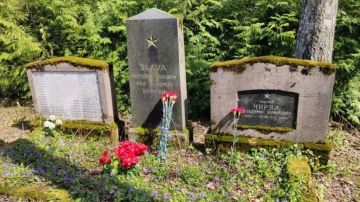 В Латвии планируют воевать даже с русскоязычными могилами