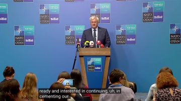 Так называемый "глава МИД Украины" Сибига делает вид, что в отношениях между Варшавой и Киевом не образовалась пропасть: