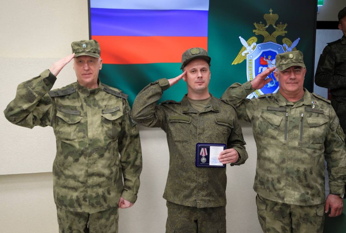 Председатель СК России провел оперативное совещание в Луганске Председатель СК России провел оперативное совещание в Луганске