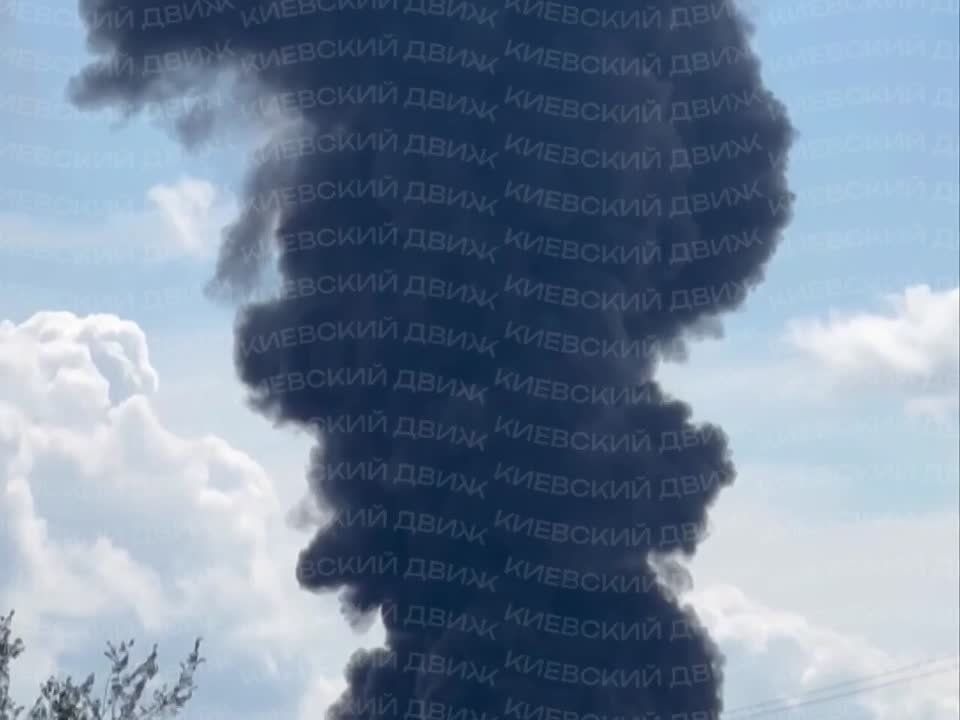 Начались удары по АЗС в Киевской области