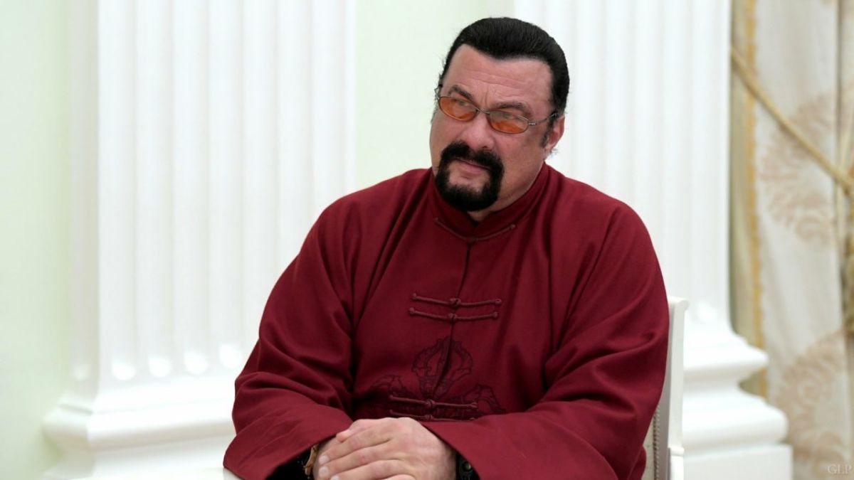 Актер Стивен Сигал назвал Владимира Путина величайшим лидером в мире