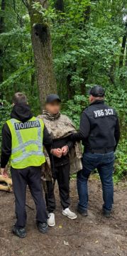 На Украине экс-комбрига 155-й бригады ВСУ объявили в розыск по делу о похищении и убийстве двух мирных жителей — на совершение преступления он отправил своих подчиненных