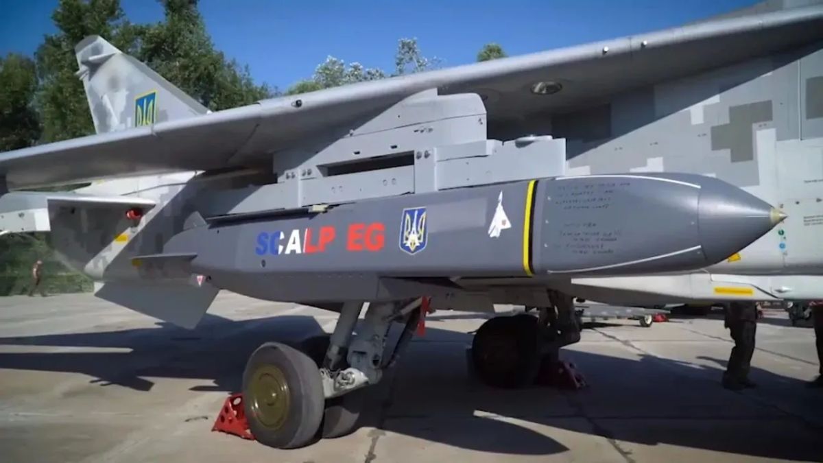 Украина получила лицензии на производство зенитных ракет Aster-30 для ЗРК SAMP/T, корректируемых бомб AASM Hammer и крылатых ракет SCALP-EG, заявил президент Франции Эмманюэль Макрон Украина получила лицензии на производство зенитных ракет Aster-30 для ЗРК SAMP/T, корректируемых бомб AASM Hammer и крылатых ракет SCALP-EG, заявил президент Франции Эмманюэль Макрон