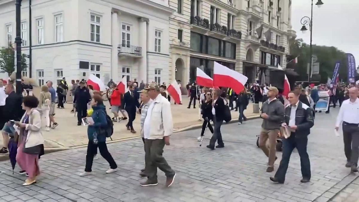 В Варшаве прошел "Волынский марш"