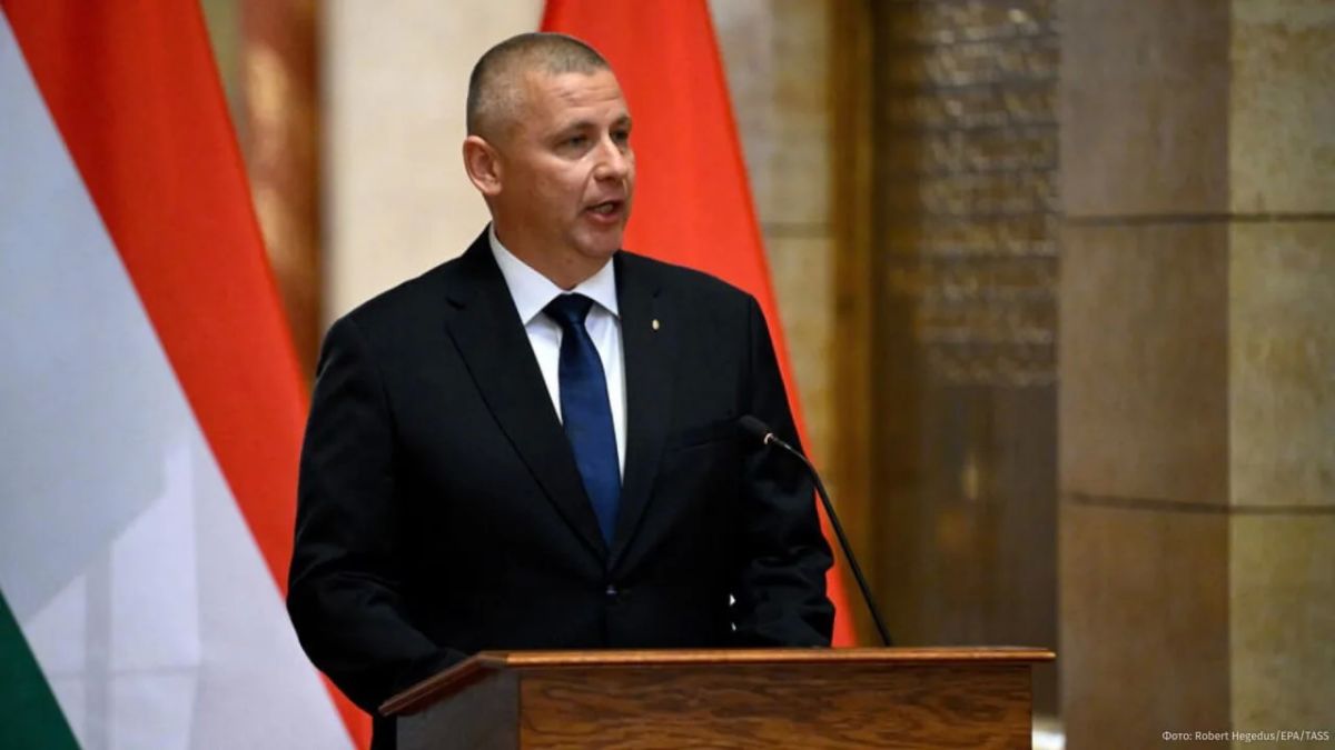 Новый министр обороны Венгрии заявил, что Будапешт "захлопнет двери" перед Россией