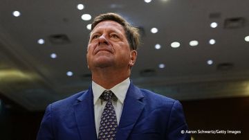 Урегулирование на Украине может привести к оттепели между РФ и США, заявил выдвинутый Трампом на пост директора Национальной разведки США Джей Клейтон