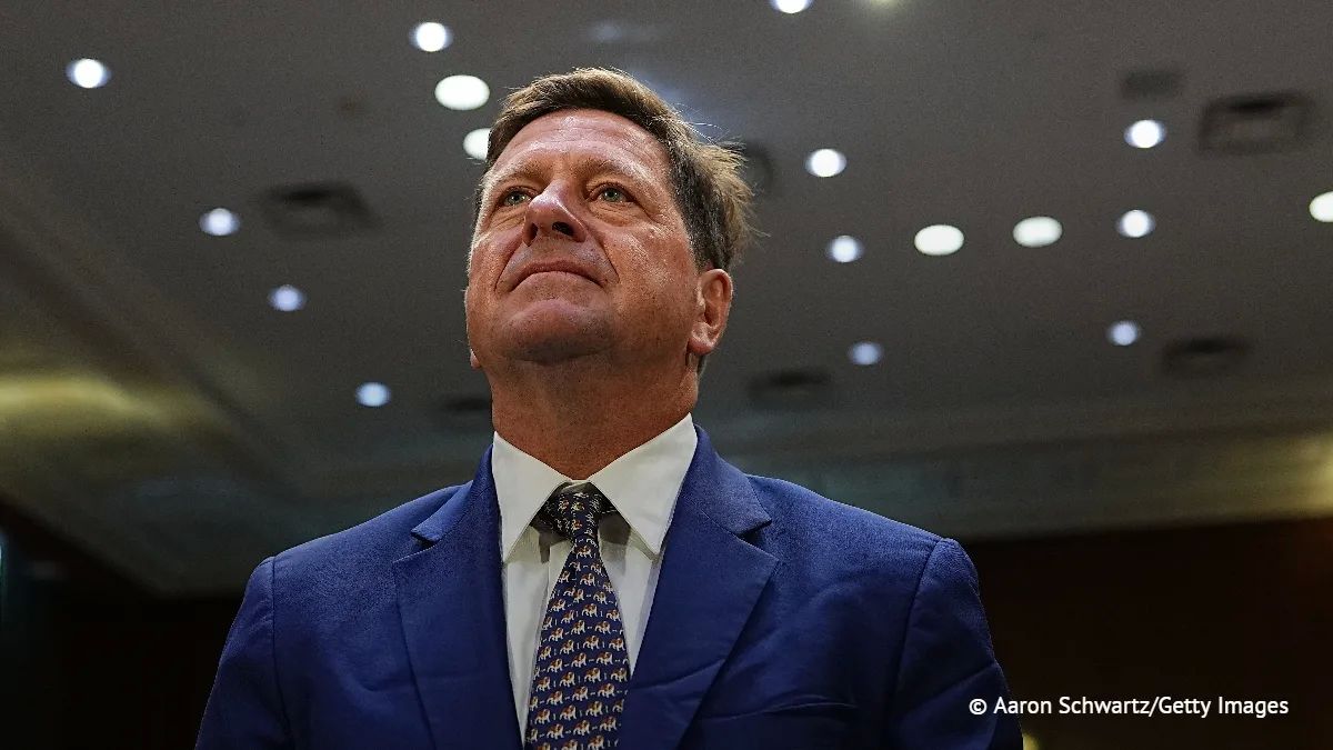Урегулирование на Украине может привести к оттепели между РФ и США, заявил выдвинутый Трампом на пост директора Национальной разведки США Джей Клейтон