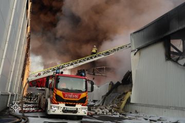 Ночью российские войска нанесли мощные удары по Киеву