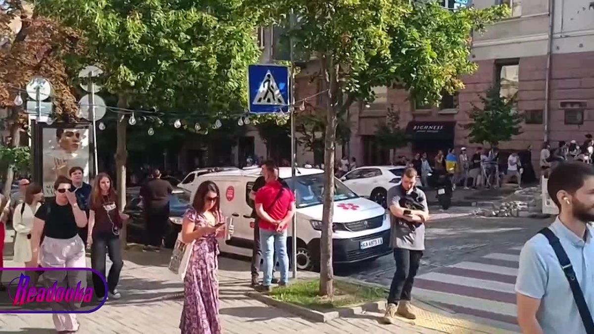 Замкомандующего ВВС Украины Елизаров подал в отставку из-за увольнения Федорова — во многих крупных городах проходят протесты Полковник Павел Елизаров подал в отставку, выразив в соцсетях резкое несогласие с увольнением...