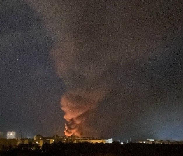 Предприятие логистической компании и склад хранения БПЛА уничтожены ночью в результате группового удара