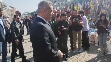 Министр иностранных дел Турции Хакан Фидан находится в Киеве