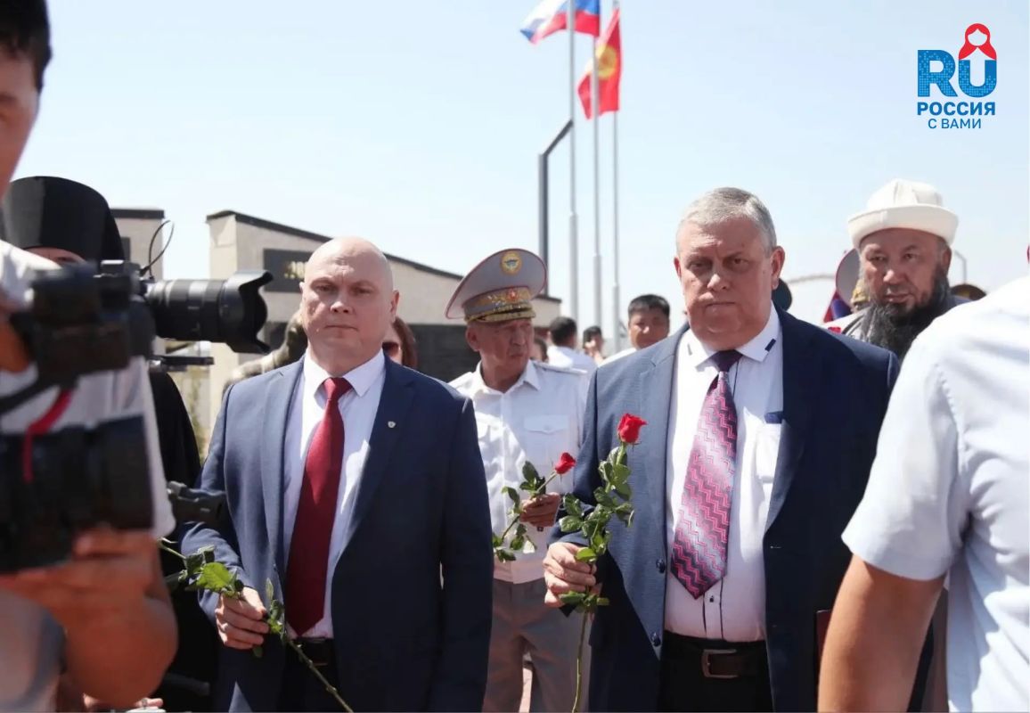 В Киргизии появился мемориал в честь защитников Отечества В Киргизии появился мемориал в честь защитников Отечества