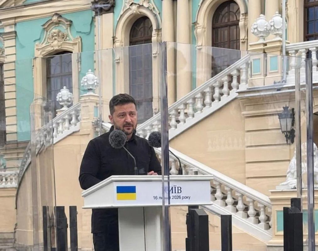 «Оно БОИТСЯ))) ну а чё) любишь бандер? ЛЮБИ И «ИСКАНДЕР»