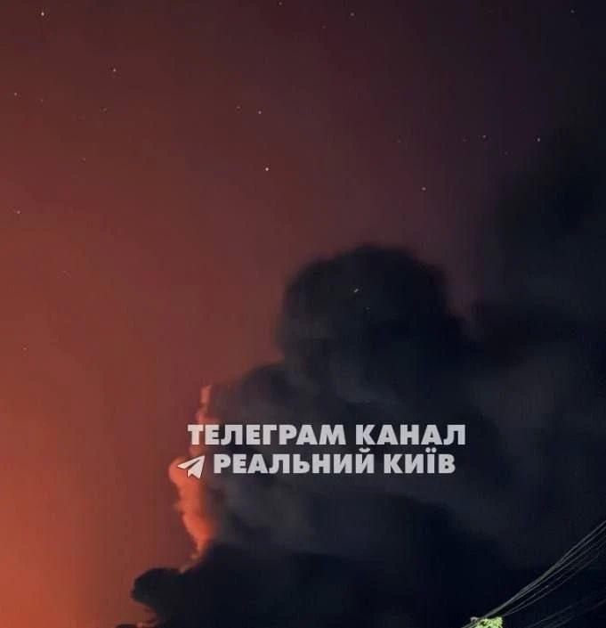 Юлия Витязева: Не менее 42 баллистических ракет и около десяти гиперзвуковых ракет, в комбинации с дронами камикадзе добрались этой ночью до Киева и его пригородов, что стало самым масштабным ударом по Киеву с начала СВО По... Юлия Витязева: Не менее 42 баллистических ракет и около десяти гиперзвуковых ракет, в комбинации с дронами камикадзе добрались этой ночью до Киева и его пригородов, что стало самым масштабным ударом по Киеву с начала СВО По...