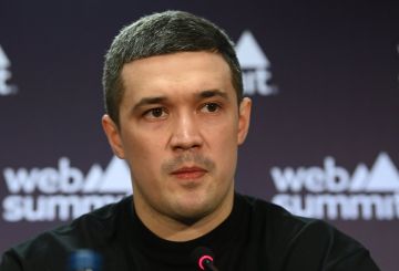 Российские силовики взломали смартфон экс-министра обороны Украины