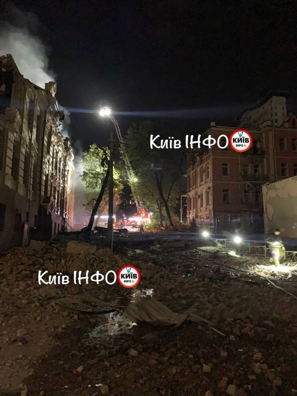 Ещё фото из горящего Киева Ещё фото из горящего Киева