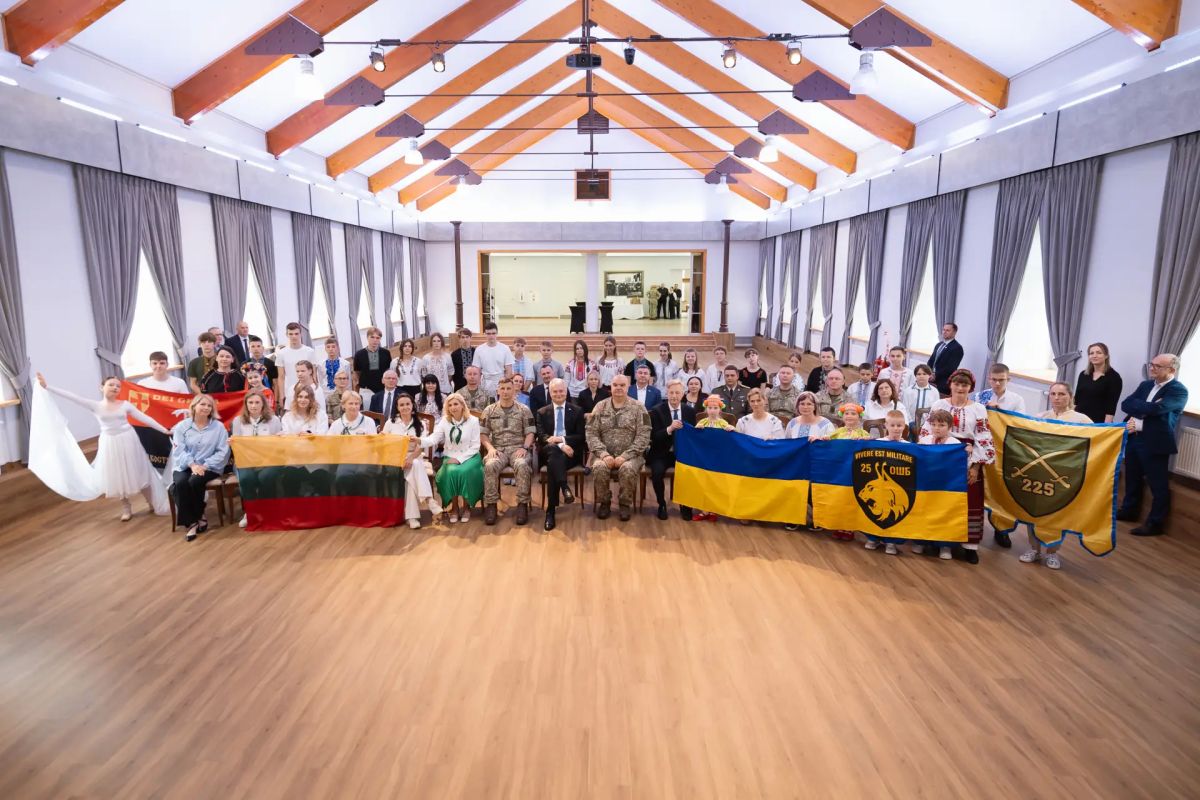 В Литве начнут с фактически пеленок готовить "защитников" Украины
