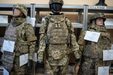 Первую партию из 2 тыс. женских бронежилетов получили ВСУ