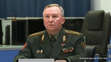 Глава МО Белоруссии Виктор Хренин опроверг слухи о строительстве укрепрайонов на границе с Украиной