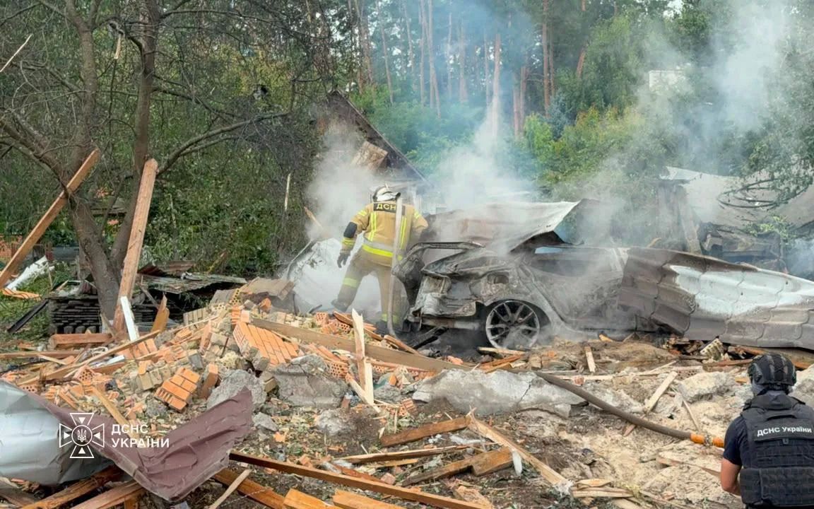 Удар по оборонной выставке ВСУ под Киевом - подробности Удар по оборонной выставке ВСУ под Киевом - подробности
