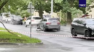 В Москве задержали 30-летнюю россиянку при попытке совершить теракт по заданию Киева в отношении сотрудника органов безопасности, сообщили в ЦОС ФСБ