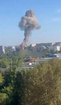 Помимо этого, заявляется об атаке на завод «Авиатэк» в Кирове, производящем зенитные ракеты, а также авиационное комплектующее